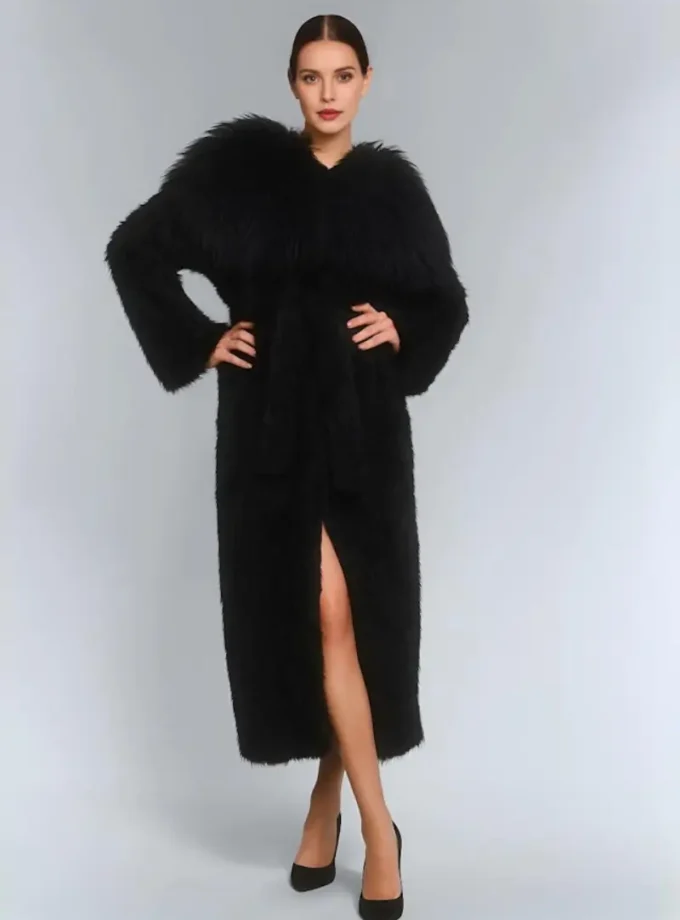 Czarne sztuczne futro SUPERSTAR – elegancki płaszcz maxi
