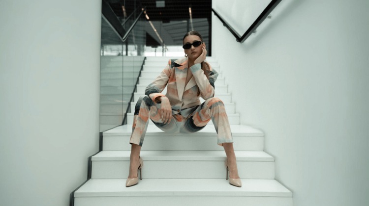 Garnitur damski na komunię – elegancki wybór na wyjątkową uroczystość